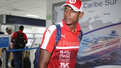 Carlo Costly encabeza el ataque del club olimpista.