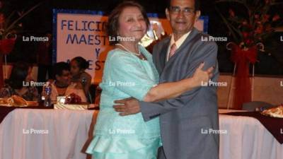 Don Conrado Ramón Membreño (69) y doña Silvia Gavarrete de Membreño (70) educaron generaciones de profesionales en las aulas del instituto Ramón Rosa.