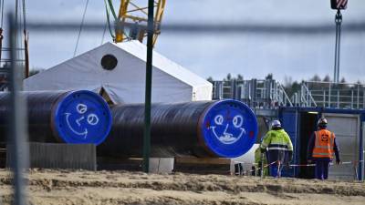 El gasoducto controlado por el gigante energético ruso Gazprom, ya terminado y construido con participación de empresas alemanas, está destinado a transportar directamente gas desde Rusia al oeste de Europa.