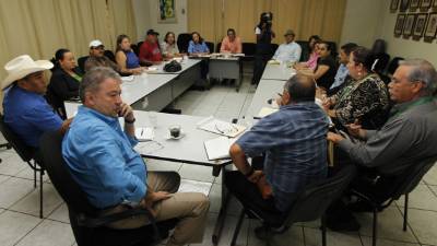 Autoridades del INA y sindicato avalan que no cesen investigaciones por terrenos.