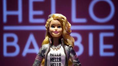 Los padres de familia están preocupados por la seguridad de sus hijos es por eso no quieren que 'Hello Barbie' grabe las conversaciones de los niños.