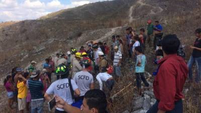 El hombre se encontraba halando tierra cuando fue soterrado.