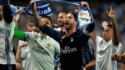 Sergio Ramos celebrando la obtención de la Liga Española. Foto AFP