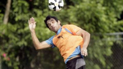 Nicolás Cardozo en el entrenamiento del martes del Real España. Foto Neptali Romero