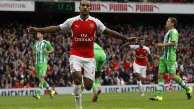 Con el gol de Theo Walcott, los 'gunners' lograron el primer lugar del torneo amistoso.