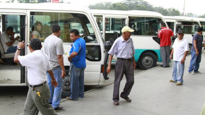 Todas las empresas de buses del Valle de Sula reportan constantes asaltos en sus unidades.