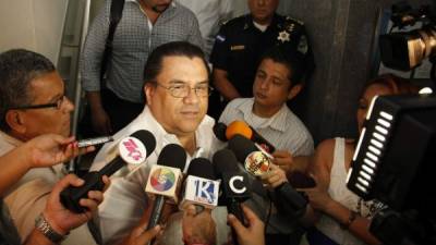 El ministro de seguridad, Arturo Corrales, dijo que esperan pronto dar con el asesino del periodista.