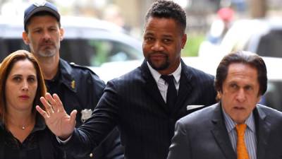 Oscar-winning actor Cuba Gooding Jr. departs his court arraignment in New York on October 15, 2019, where new charges are to be unsealed on his sexual assault case. - Gooding has previously been charged with forcible touching and sex abuse in relation to an alleged groping incident at a New York bar. (Photo by TIMOTHY A. CLARY / AFP)