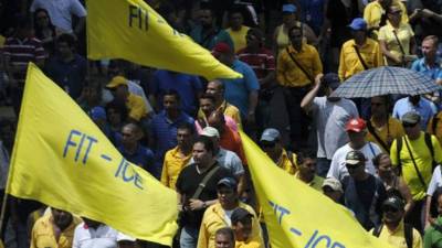 Sindicato en Costa Rica protestando. Foto tomada de La Nación.