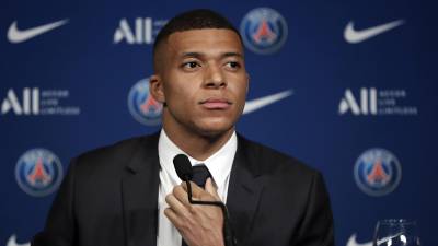 Kylian Mbappé decidió renovar con el PSG por lo que rechazó unirse al Real Madrid.