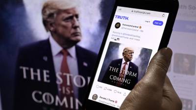 Trump creó su propia red social luego de Twitter y Facebook suspendieran sus cuentas tras el asalto al Capitolio.