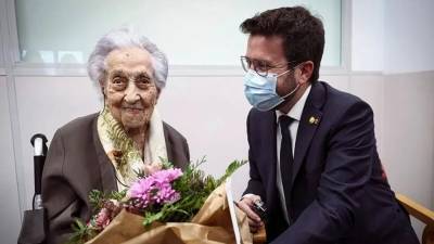 María Branyas Morera, la mujer que desde hacía un año era la persona más anciana del mundo y la octava más longeva de la historia, falleció la madrugada del lunes en España a los 117 años y 168 días.