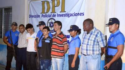 Los detenidos fueron remitidos a la Fiscalía.