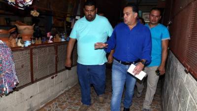 El alcalde de San Pedro Sula, Armando Calidonio, recorrió los mercados de la ciudad.