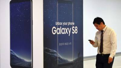 Los reveses que Samsung enfrentó el año pasado no fue impedimento para hacerse con el liderato mundial de ventas de teléfonos inteligentes.