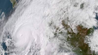 El huracán Willa alcanzó la categoría 5 esta mañana frente a las costas de México.
