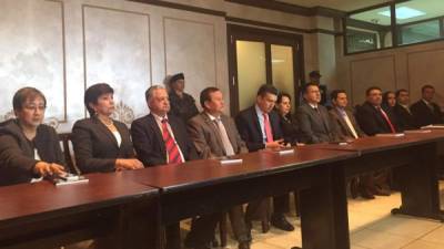 Rolando Argueta ofreció una conferencia de prensa después de la reunión con los nuevos magistrados de la Corte Suprema de Justicia.