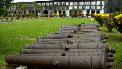 La Fortaleza de San Fernando de Omoa fue construida como una prisión en sus inicios.