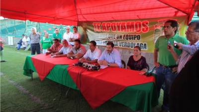 Los directivos del club en la rueda de prensa realizada en el estadio Yankel Rosenthal.