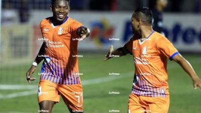 La UPN remontó al Olimpia en el estadio Nacional.