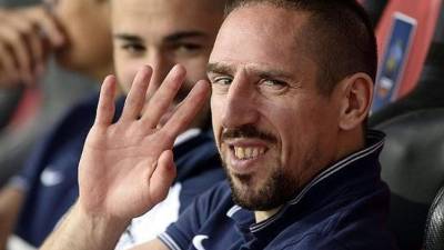 Ribery sería sancionado si se niega a jugar con Francia.