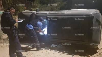 Camioneta en la que se transportaban los supuestos atacantes.