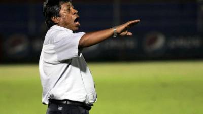 Ramón Maradiaga está de vacaciones en Houston, adonde ha visitado las prácticas del Dynamo.