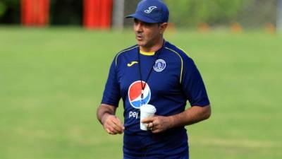 Diego Vázquez, entrenador del Motagua, durante el entrenamiento de este viernes. Foto Ronald Aceituno