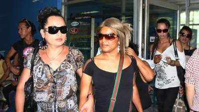 “Shakira” dice aún recibir amenazas.