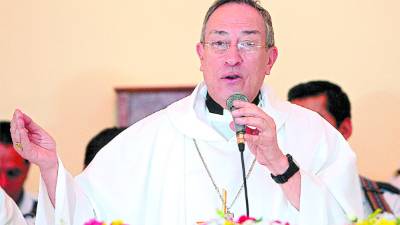 El cardenal Óscar Rodríguez ofició ayer misa en su cumpleaños 71.