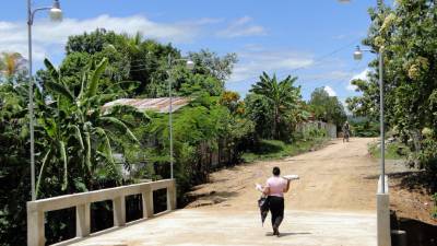 Una de las cajas puente construida en el centro de Morazán.