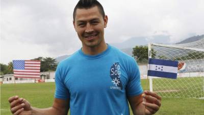 En el pasado mes de diciembre el mediocampista impartió clínicas de fútbol en Santa Bárbara.