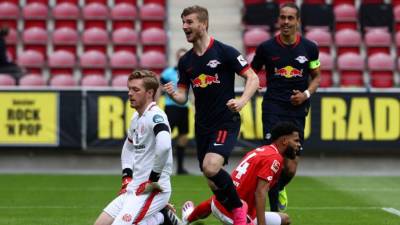 El Leipzig y Timo Werner no tuvieron piedad del Leipzig de Alemania. Foto AFP.