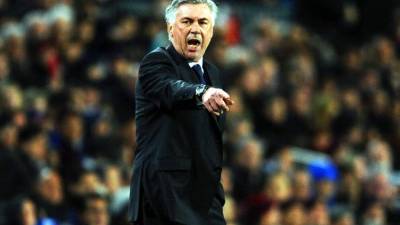 Carlo Ancelotti durante el partido contra el Barcelona.