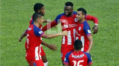 El Olimpia ganó en el Yankel al Marathón con un gol de Yustin Arboleda.