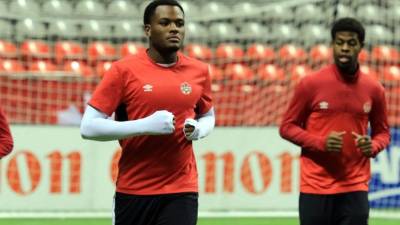 Cyle Larin, durante el entrenamiento de Canadá. Foto Ronald Aceituno