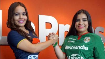 Yulia Posas y Gissel García aman sus colores y saben de fútbol.