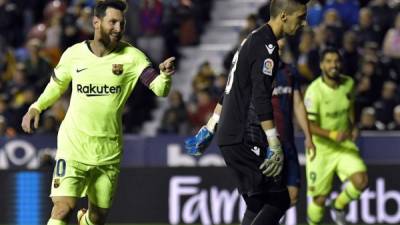 Messi se lució con tres goles para la victoria del Barcelona ante Levante. Foto AFP