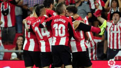 Los jugadores del Athletic de Bilbao celebrando uno de los goles contra la Real Sociedad. Foto @LaLiga
