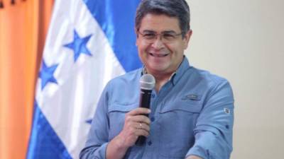 El presidente Juan Orlando Hernández durante una conferencia de prensa.