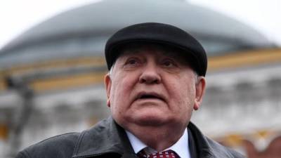 Gorbachov ganó el premio Nobel de la Paz por su política de acercamiento a Occidente, que le valió duras críticas de Putin.