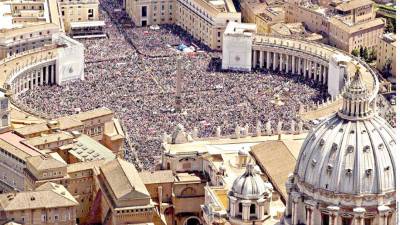 Plaza San Pedro en el Vaticano.
