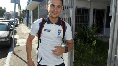 Nelman es un delantero que busca una oportunidad.