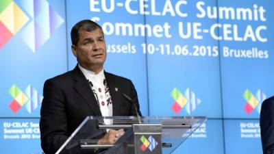 El presidente ecuatoriano se encuentra en Bruselas, donde asistió a la cumbre de la Celac y la UE.