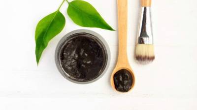 La arcilla tiene propiedades cicatrizantes.