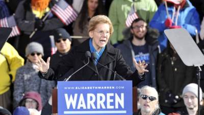 La senadora demócrata Elizabeth Warren. AFP