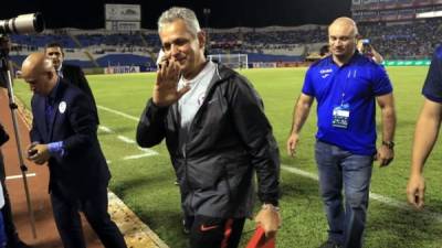 Reinaldo Rueda fue homenajeado por la Federación de Fútbol de Honduras.