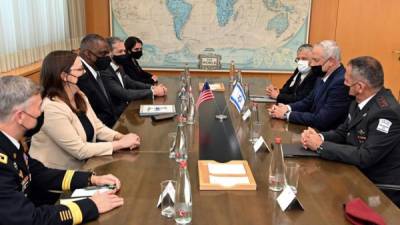 El encuentro oficial se dio entre los ministros de Defensa de ambos países. Foto EFE