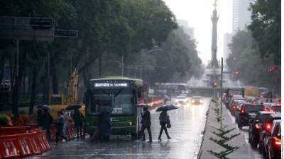 El Servicio Metereológico Nacional recomendó a la población general y a la navegación marítima extremar precauciones por lluvias, viento y oleaje.
