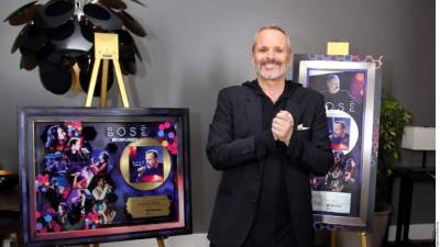 El cantante Miguel Bosé.